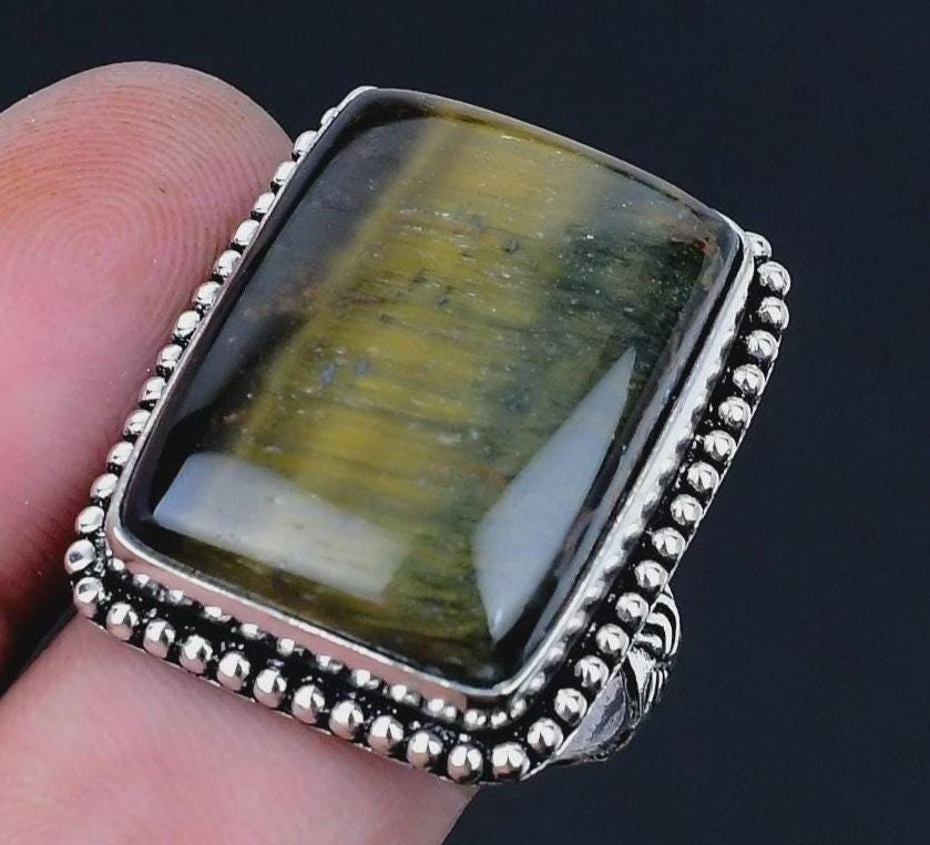 Ring size 9. Tiger's Eye natural stone. square rectangle silver